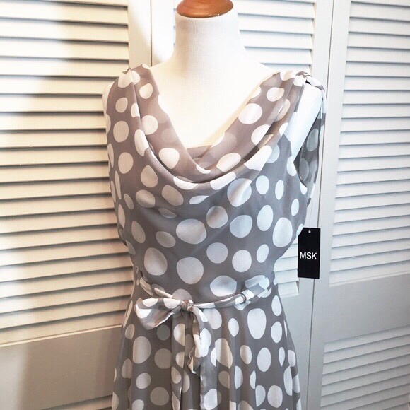☀️NWT☀️MSK Grey & White Dot Flowy Low Back Dress - Picture 2 of 7